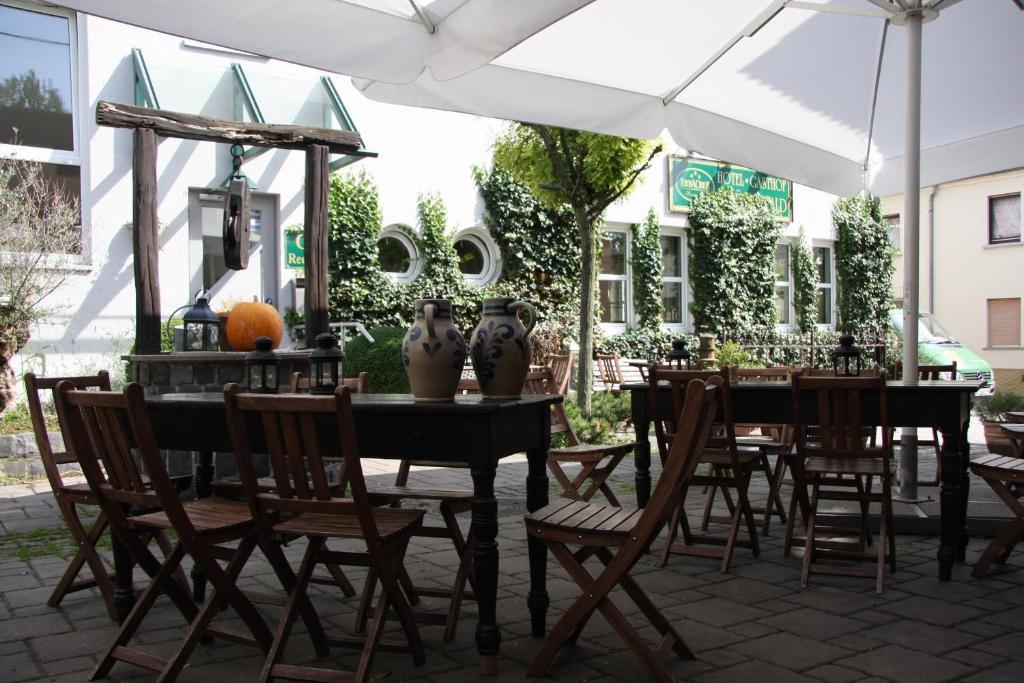 Hotel Gasthof Gruener Wald โฮฟไฮม์อัมเทานอส ภายนอก รูปภาพ
